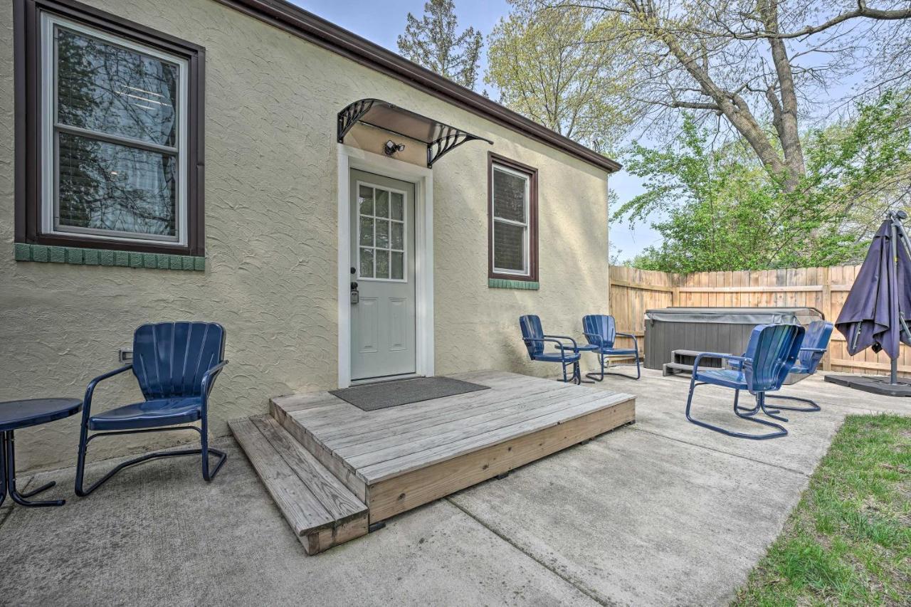 Benton Harbor Gracie Cottage With Hot Tub And Yard! Eksteriør bilde